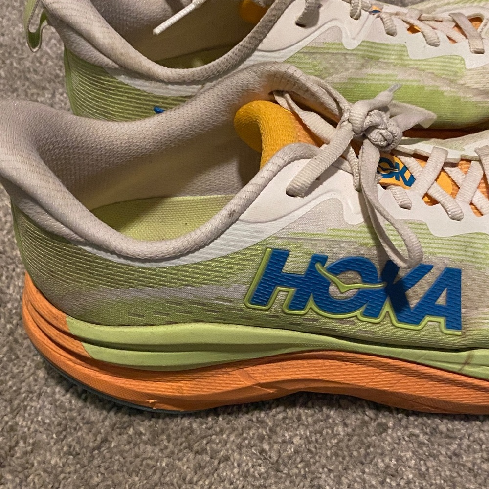 Hoka SkyFlow running shoe. Size 10d
